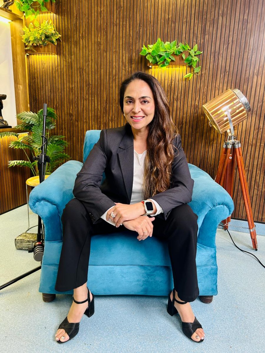 Dr. Binti Jhuraney